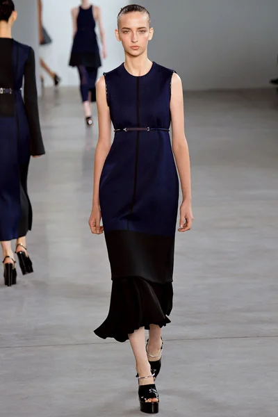 Look 17